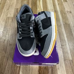 Nike Dunk Low “Dark Smoke Grey”