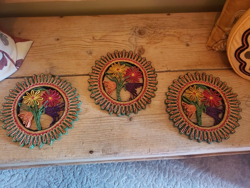 Vintage Woven Decor....3
