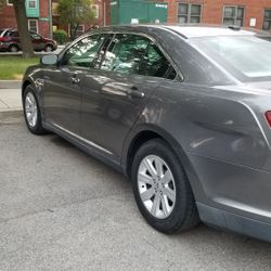 2011 Ford Taurus
