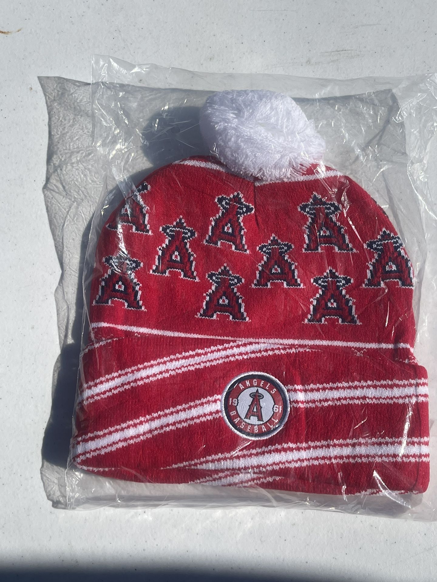 ANGELS CHRISTMAS IN JUNE BEANIE