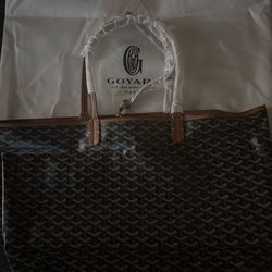 Black Goyard tote bag