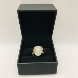 14k BEAUTIFUL WOMANS RING 