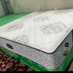 Lovely ❤️🌟 KING 🌟❤️MATTRESS 🌟❤️ONLY 