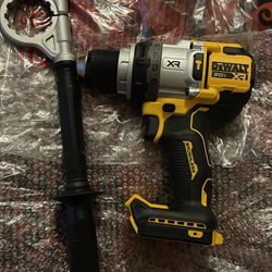 DEWALT DRILL XR