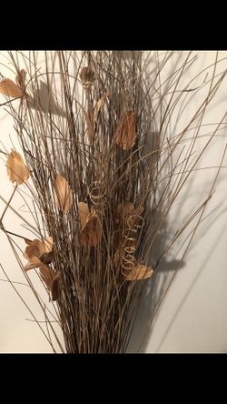 2 vases of flowers, both for $ 10