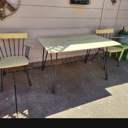 Mid Century Patio Set