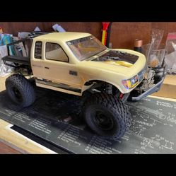 Axial Trail Honcho RC Crawler