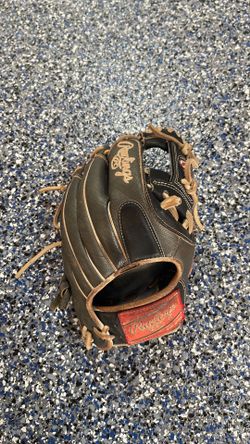 Rawlings Baseball Glove