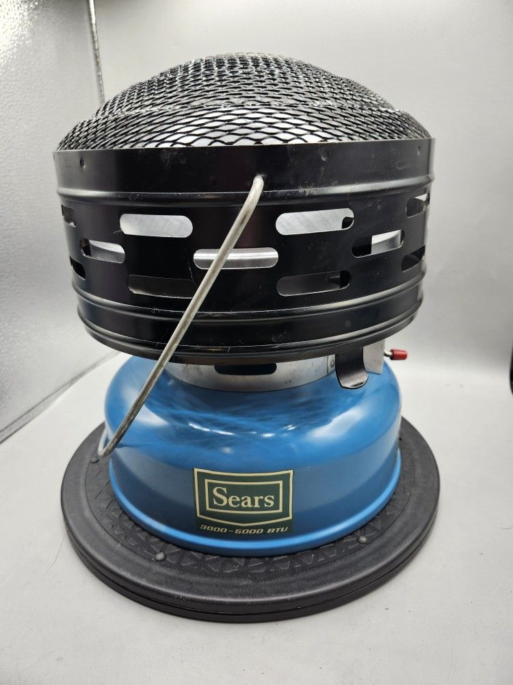 VINTAGE 1968 SEARS 3000 - 5000 BTU CATALYTIC HEATER IN GREAT WORKING CONDITION