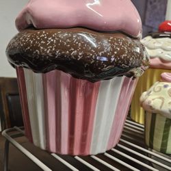 SWEET CUPCAKES SET!!