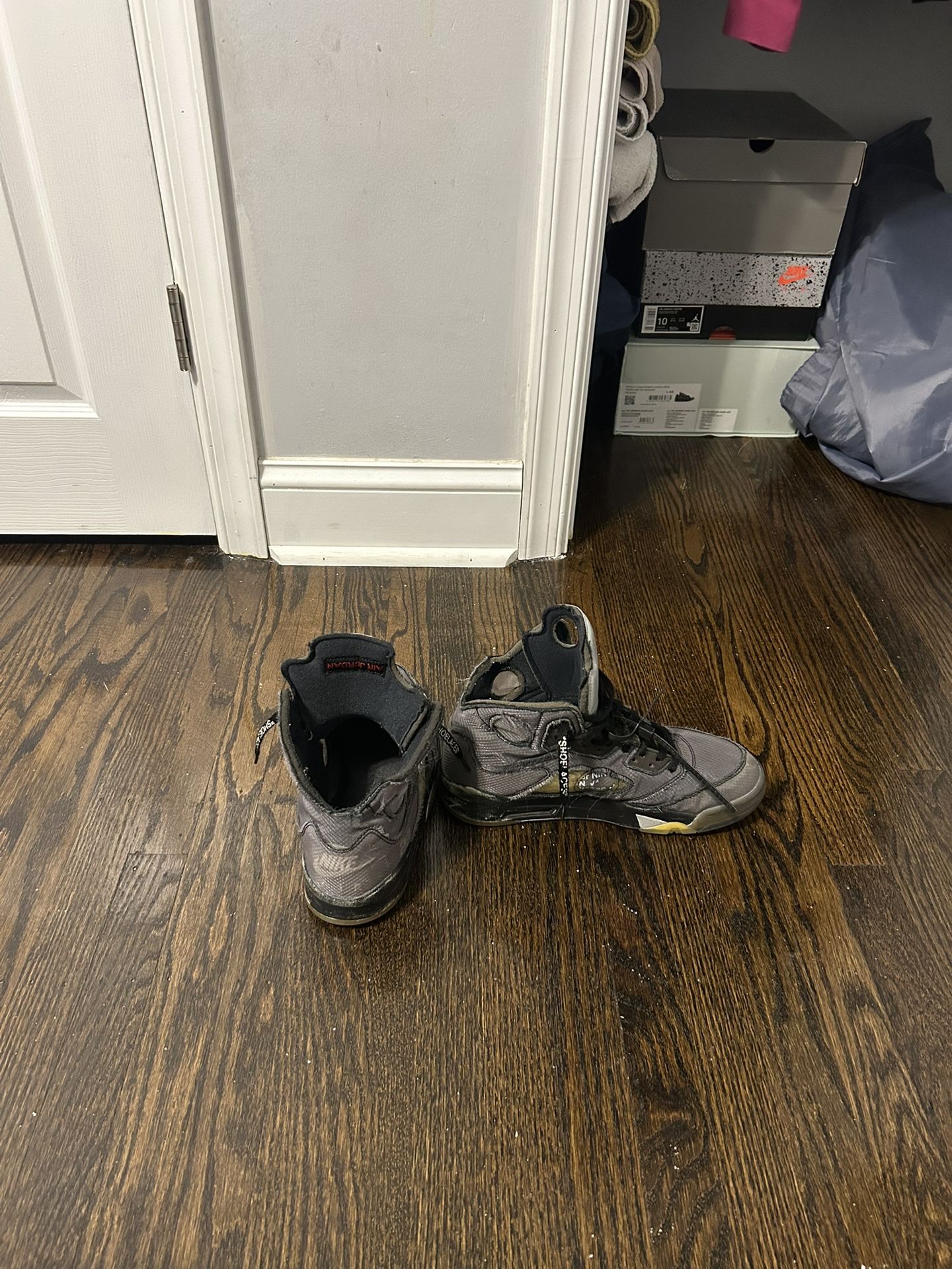 Off White Mulin 5s, Size 10