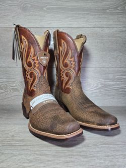 Ariat Men’s Stonebrook Performance Western Boots. Size 9 EE Wide New In Box