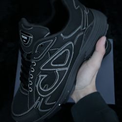 160$ Dior B30 Triple Black Designer Shoes 