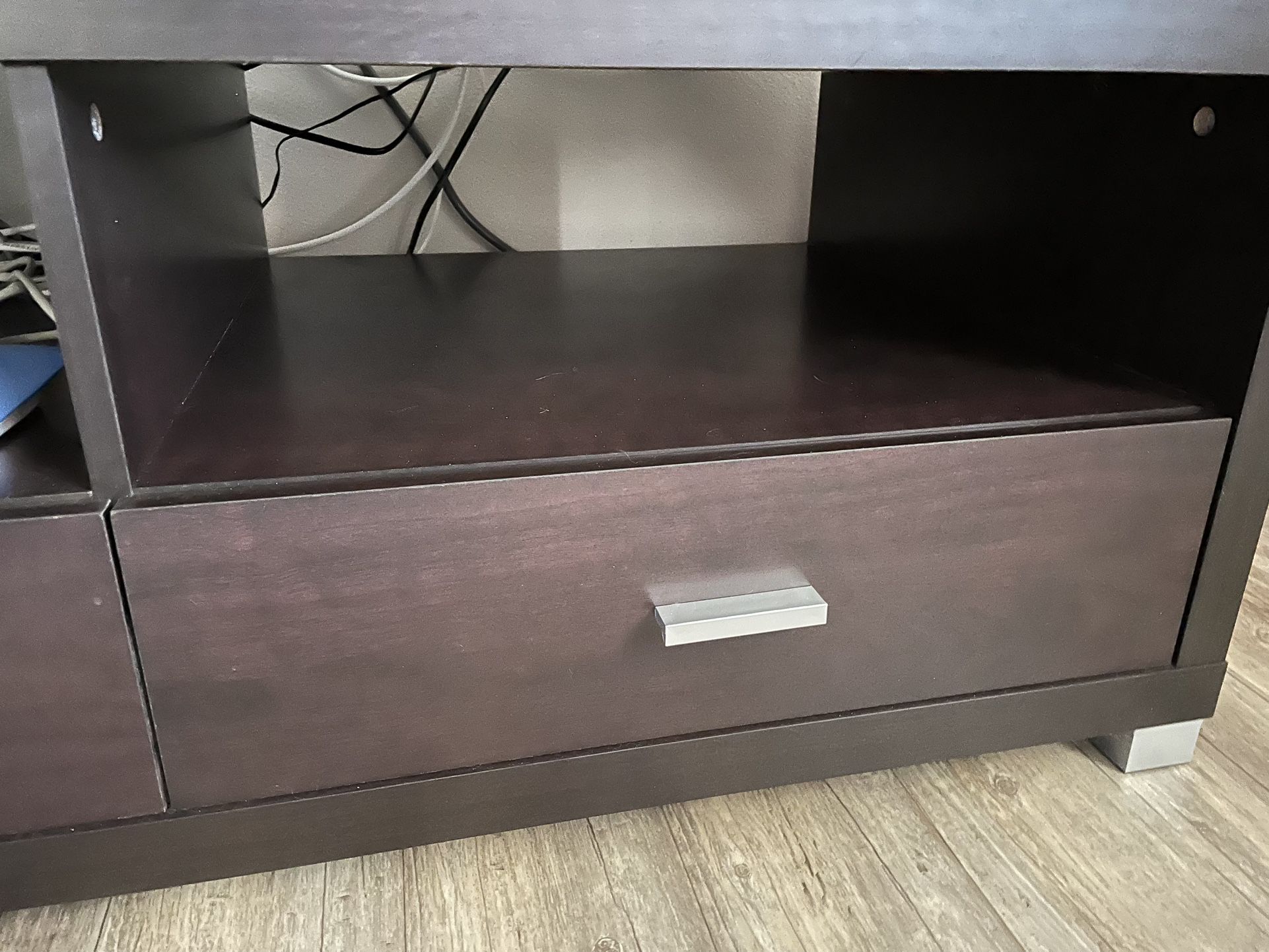 FREE 55 In TV Stand