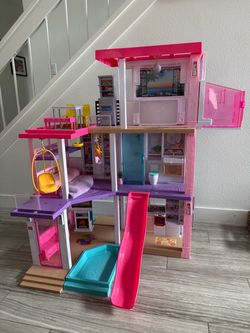Barbie Dream House