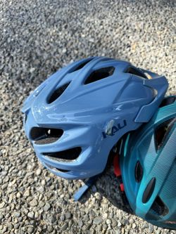 Kids mountain bikes helmet and gloves