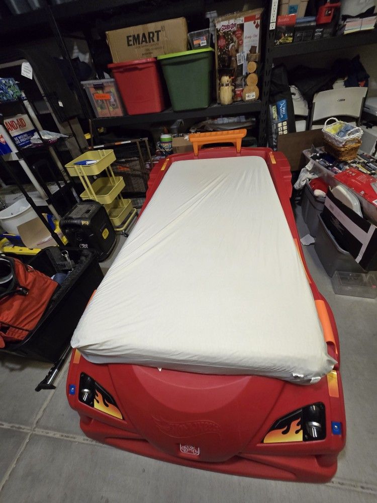 Hot Wheels Step 2 Toddler To Twin Kids Race Car Bed
