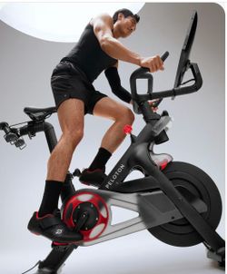 Peloton bike for sale, hardly used, mint condition!