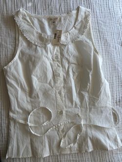 NEW Aeropostale XS and S White Blouse
