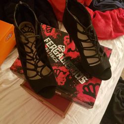 Womens Shoes 