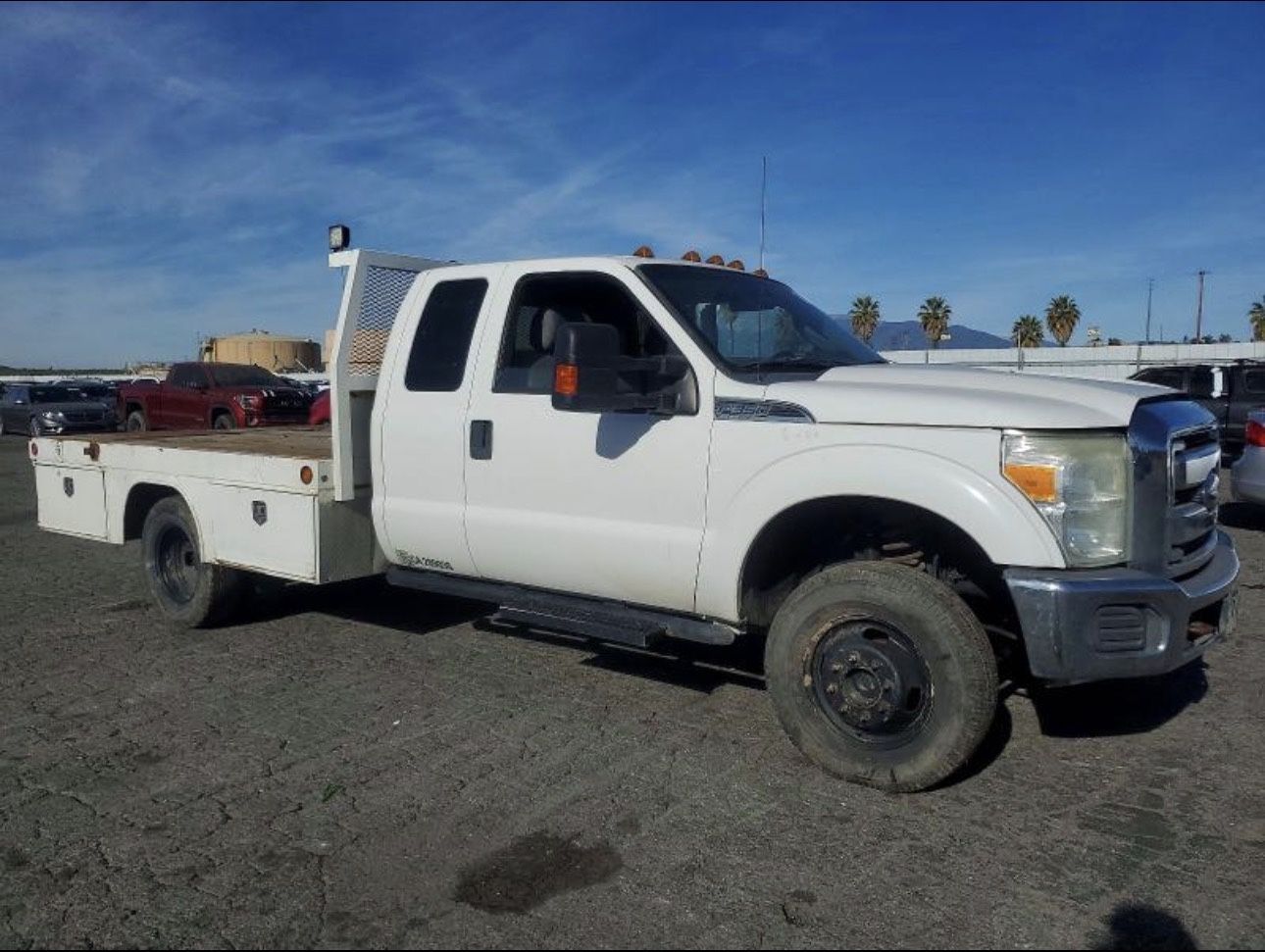 2014 Ford F550 Super Duty Parts