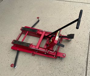 Heavy Duty Motorcycle/ATV Lift with Stabilizers y(vintage, Like New)