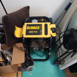 DeWalt 3400psi,Runs Great !Ausome Washer Very Strong Gets Any Job Done
