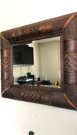 Bamboo mirror (24 x20)
