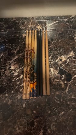 Set Of 4 Different Drumsticks