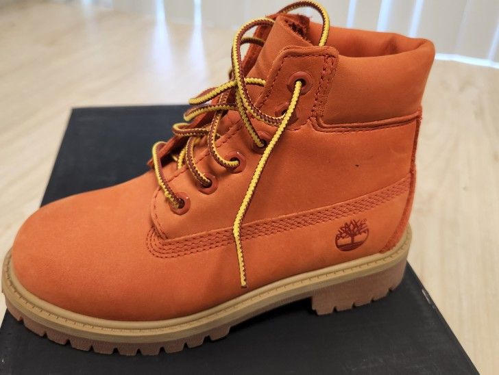 New Kids TIMBERLAND SIZE 13C NEVER WORN