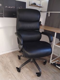 Executive Office Chair