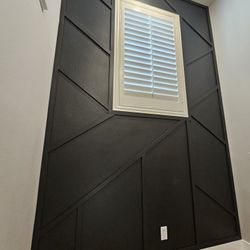 Decrotive Wall