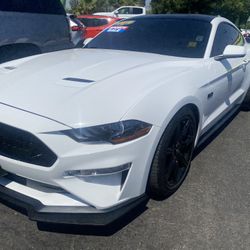 2018 Ford mustang GT  5.0 Stick shift