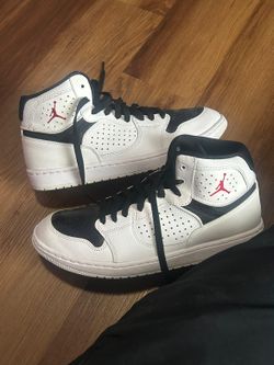 Nike Air Jordan Mid-Top Sneakers