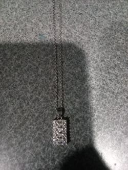 Women's Rectangular Pendant Necklace!