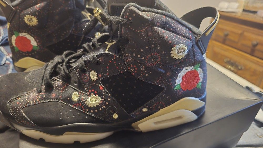 Size 14. 2016 Chinese New Year