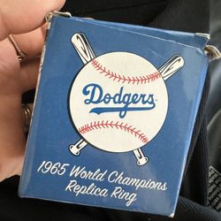 Dodgers Ring 