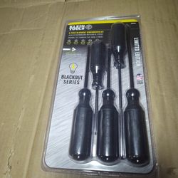 Klein Tools 5-piece Blackout Screwdriver Set New