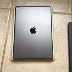 iPad 8th Generation And Ipencil