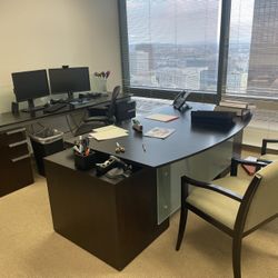 Executive Desk Set 