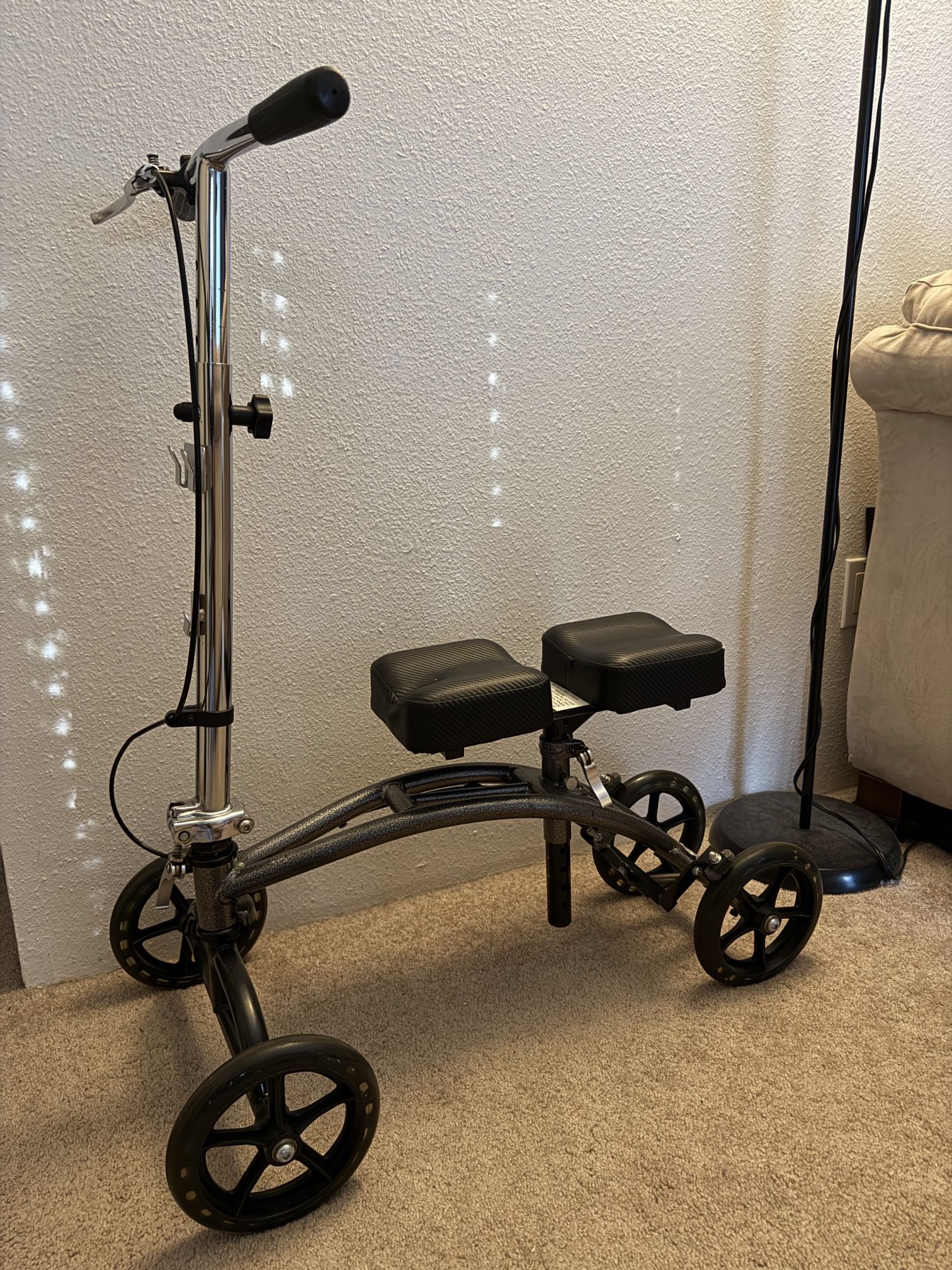 Knee Scooter