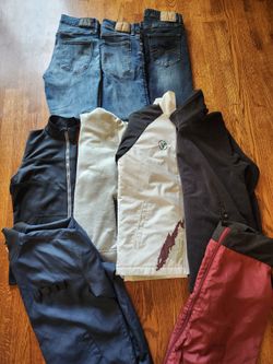 ☄️FREE Offer ~ Read Post☄️Men's Clothing (9 Items) ~ Jeans (3) ~ Men's Hoodies/Jackets/Windbreakers (6)☄️Autumn/Fall Bundle☄️