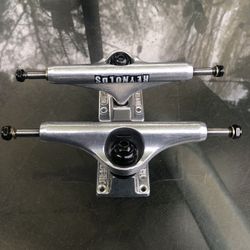 Independent Hollow Mid 149s