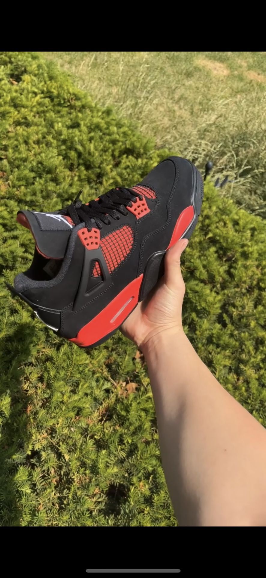 Jordan 4 Red Thunder Size 9.5