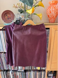 PRICE DROP: BERGDORF GOODMAN,6, LINED, Wine-Red OSTRICH-EMBOSSED CALF LEATHER ST