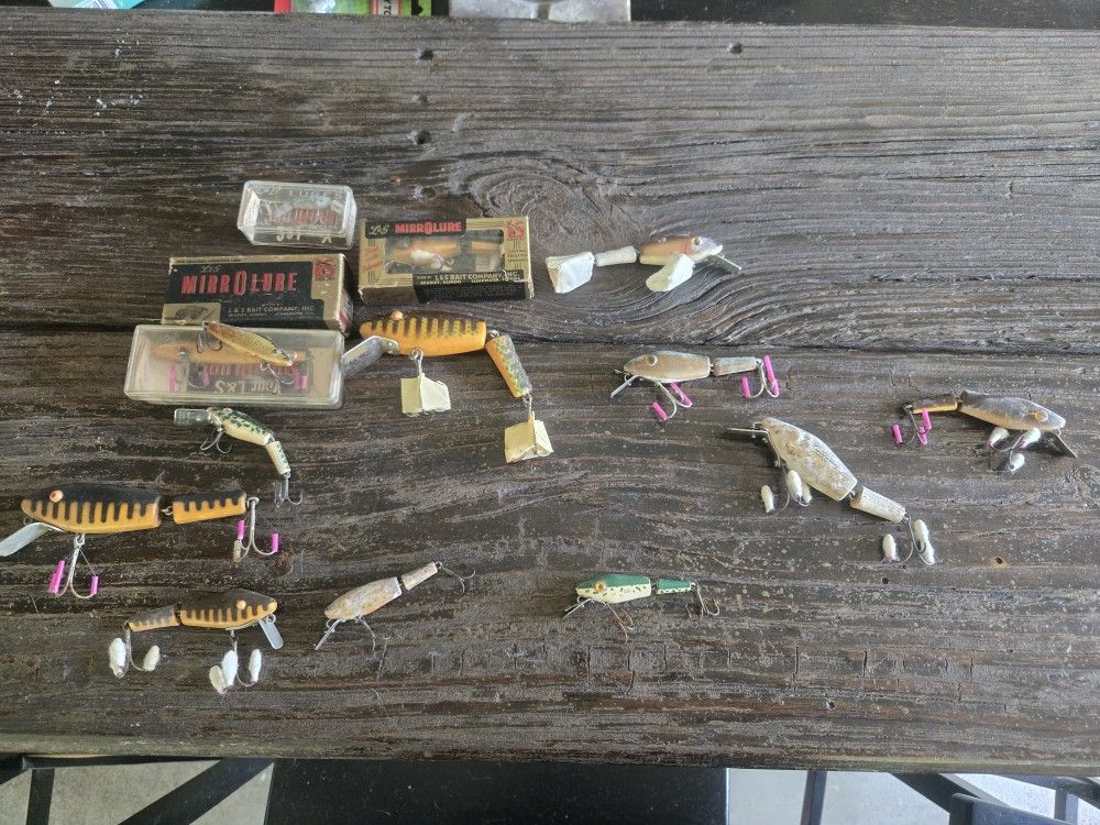 Antique Fishing Lures Over 20 Years Old