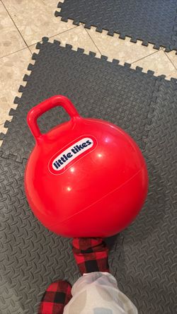 Little Kids Bounce Ball