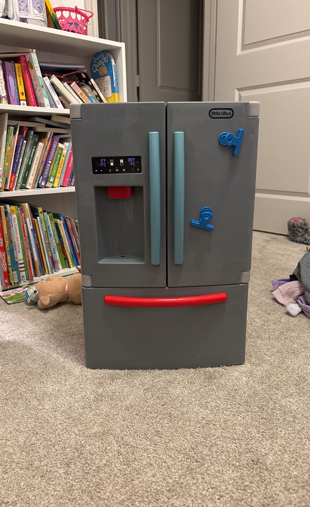 Kids Mini Fridge Player