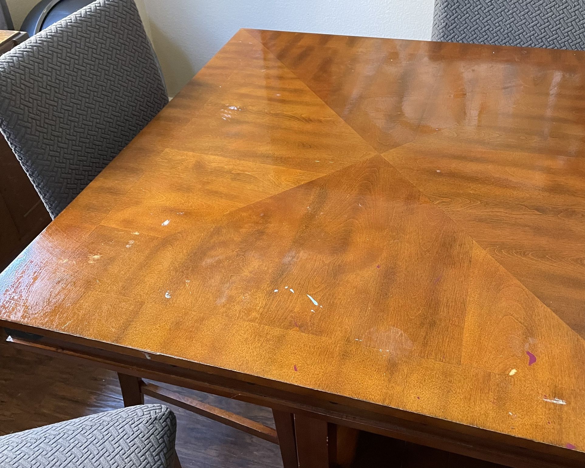 Kitchen Table W/6 Chairs