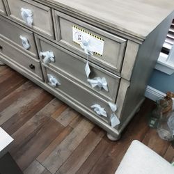 Bedroom Dresser
